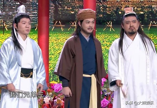 八戒帶cba球星踢館</h2>

<p>　　作為一個已經連續出五季的節目，喜劇人自然有它的優秀之處，這一次同樣邀請了眾多喜劇人才，不過這一次的節目形式是通過海選晉級、戰隊PK、魔王挑戰突圍、爭冠排位四大賽段等方式來選出最后的喜劇之王，所以競爭程度非常激烈，目前已經到踢館了魔王踢館的程序。</p>

<p>　　<img alt=