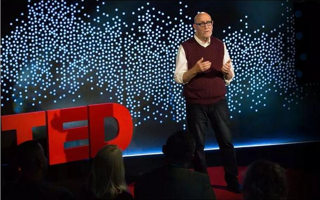 50岁宿管阿姨写6部小说给大学生上课：好的人生，不怕大器晚成