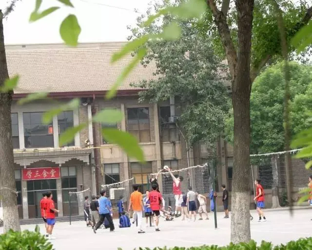 高考择校来天津！哏儿姐带你看南开大学