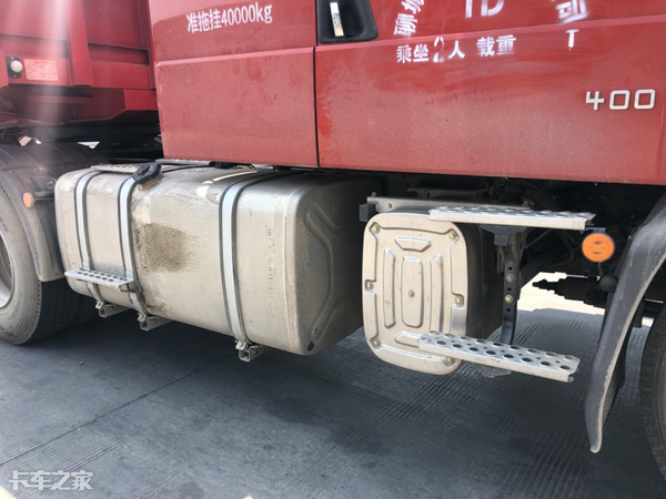 34.5吨高承载力，拉砂石料专用牵引车，柳汽乘龙T5很出色