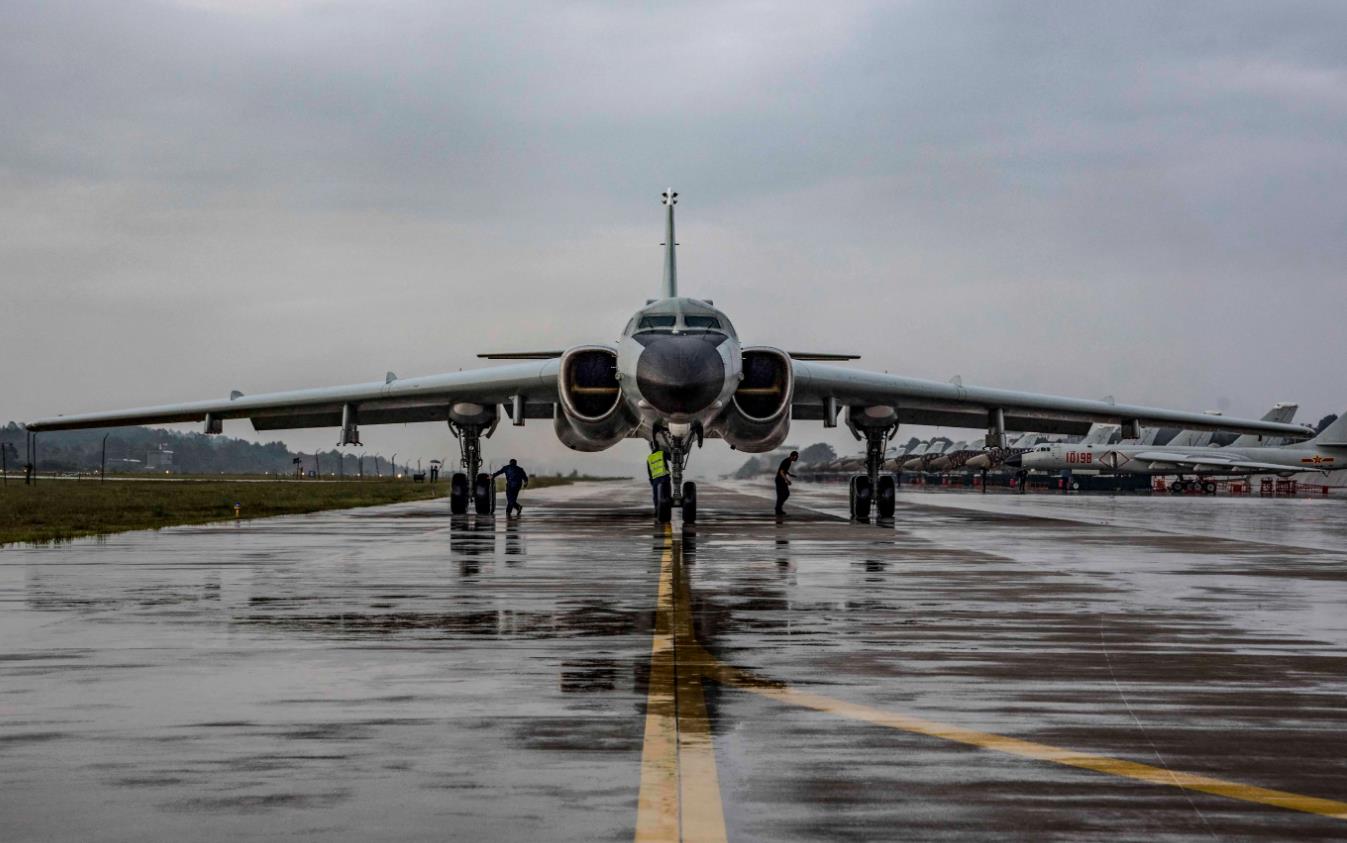 ���г̸ĵ�׼ս�Ժ�ը����50����Խ��Խ�ܵ��й����ӵĺ�-6��ը��