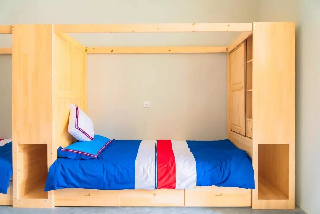 兜兜转转13所学校，停在了成川外！这群绵阳南山名师让家长安心了