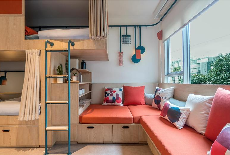 大一新生选床位暗藏“潜规则”，选上铺还是下铺，学姐告诉你答案