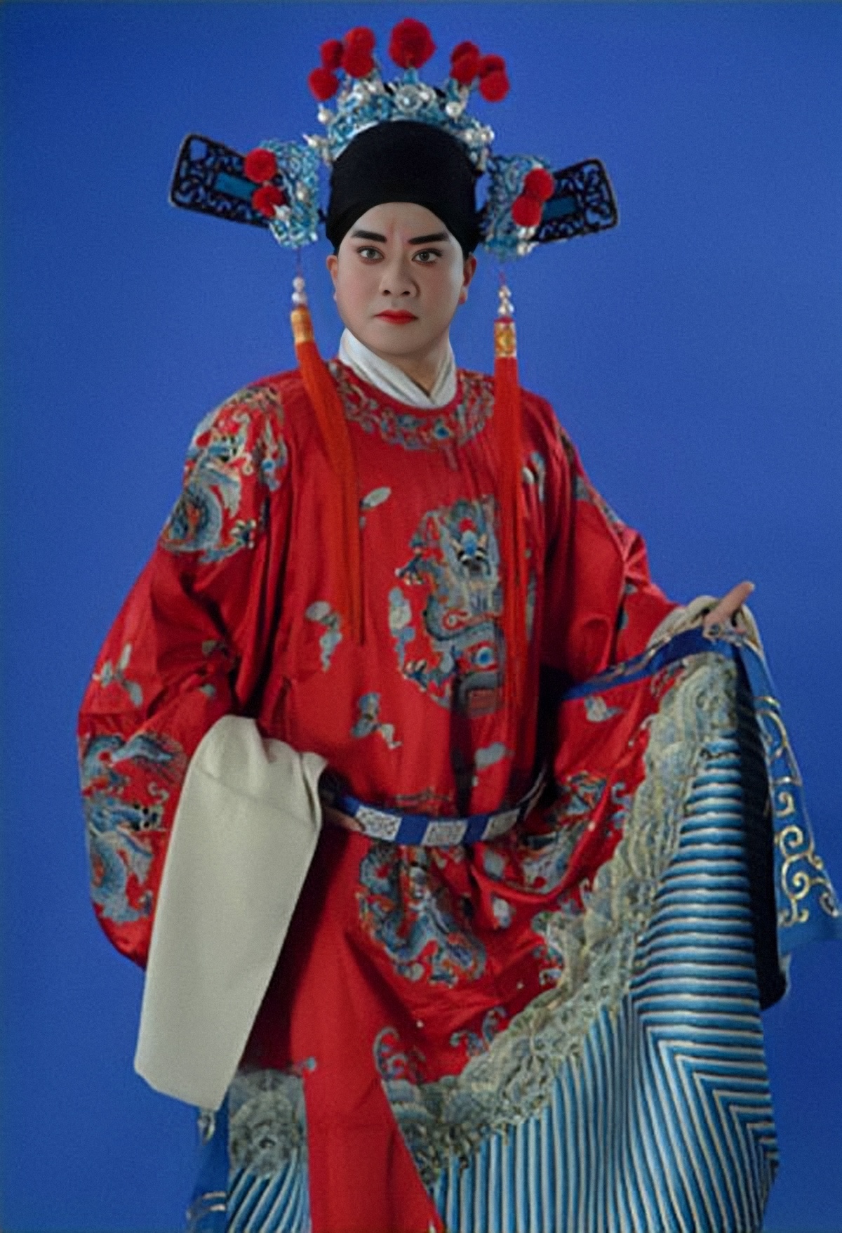 一周之内6位名人相继去世，最年轻者仅38岁，有3人同一天离世