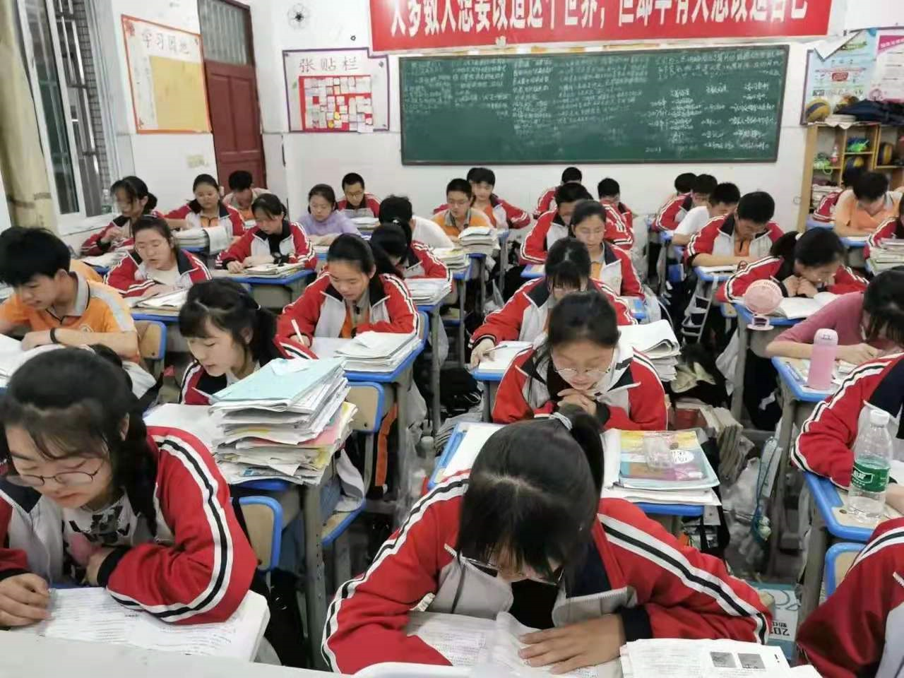 老师：送过多届高三，发现真正在高考能超常发挥的，只有一类学生