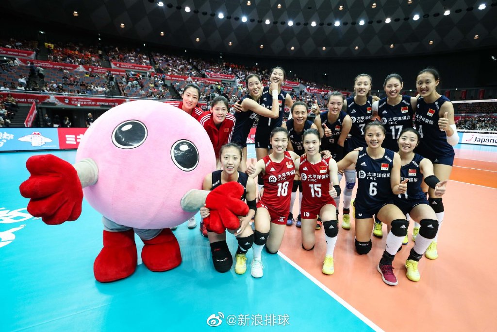 世界杯喀麦隆对阿根廷女排(豪夺11连胜！中国女排3-0阿根廷，完美收官世界杯为祖国庆生)