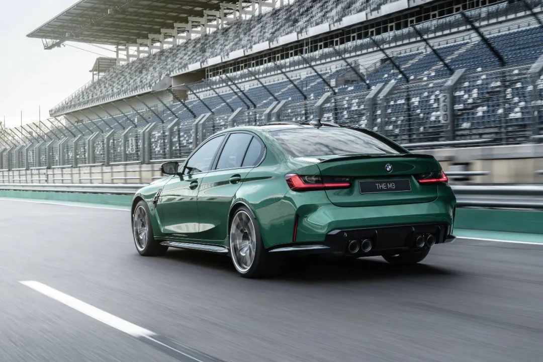 3.9秒破百的性能怪兽谁最有乐趣?奥迪RS5、宝马M3和AMG C63这样选