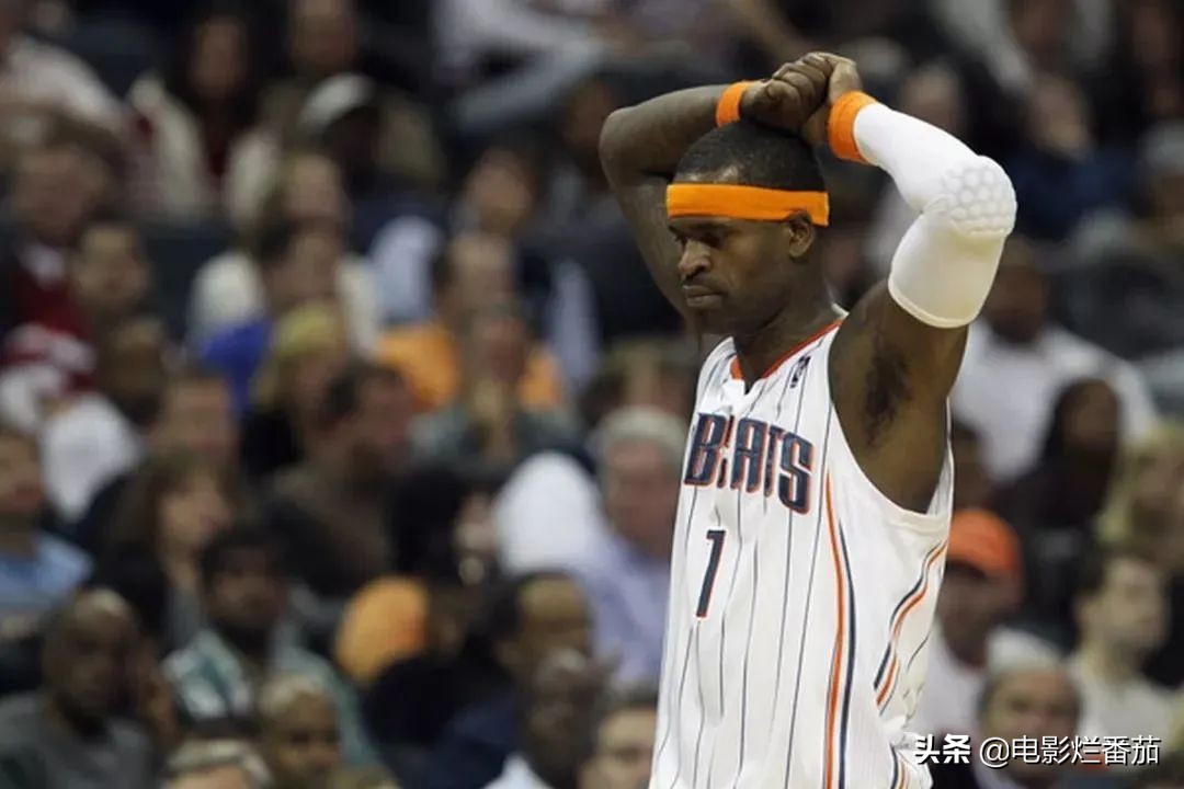 nba球星有哪些紀(jì)錄片（史上最慘烈的NBA斗毆現(xiàn)場(chǎng)！這部紀(jì)錄片，揭開(kāi)奧本山宮殿沖突之謎）