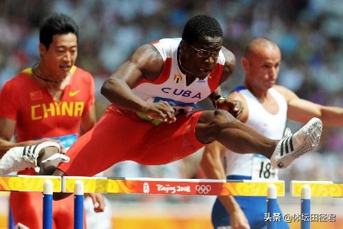 劉翔110米欄世界排名第幾（人類體育史110米欄最快五大飛人：劉翔12秒88排第三 榜首無敵）