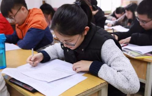 2021高考报志愿，500—550分可关注的院校和专业，考生可参考