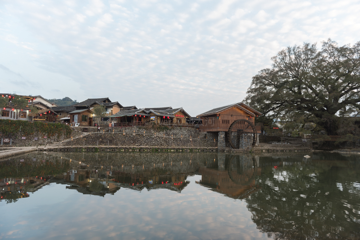 福建云水谣,因拍摄电影而改名,还保留了几十座土楼