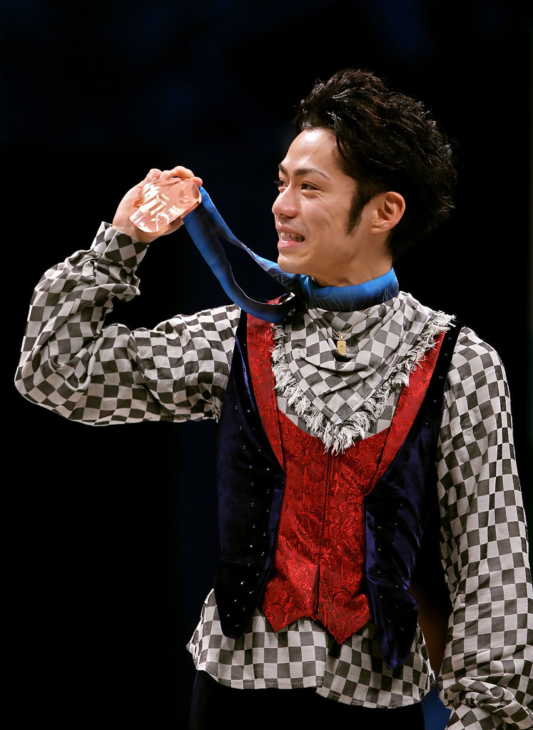 高桥大辅冰舞(羽生结弦之前亚洲最强花滑男单选手,退役四年后复出放言