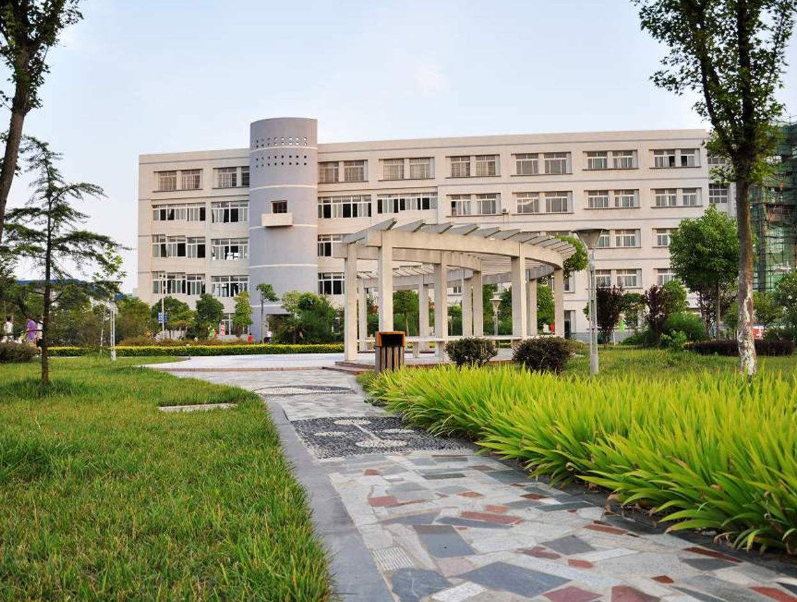 中国最“老”的3所大学，清华、北大排不上，距今超过100多年