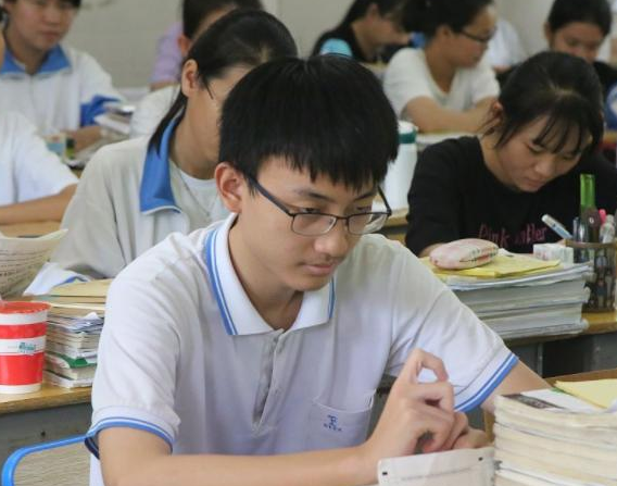 高中三年，每个阶段考多少分才算正常？资深教师说出答案