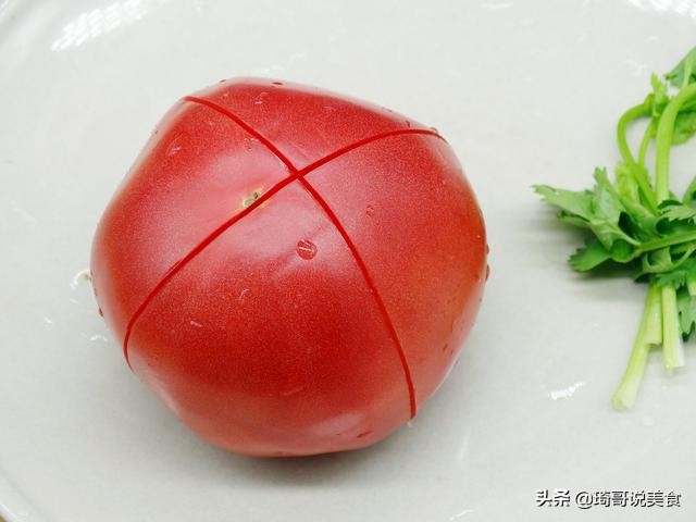 丝瓜和佛手瓜这样搭配，简单上手又美味，老婆天生就有厨师细胞