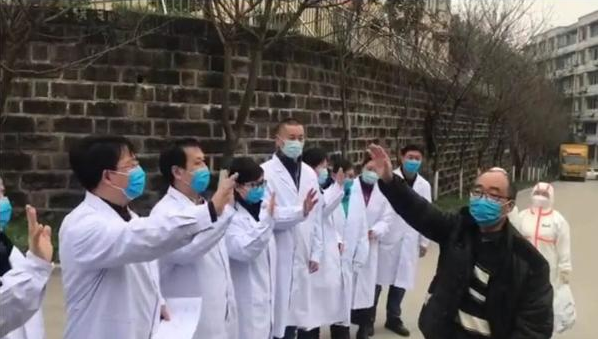 乘客您好，您乘坐的G2020次列车即将到站…