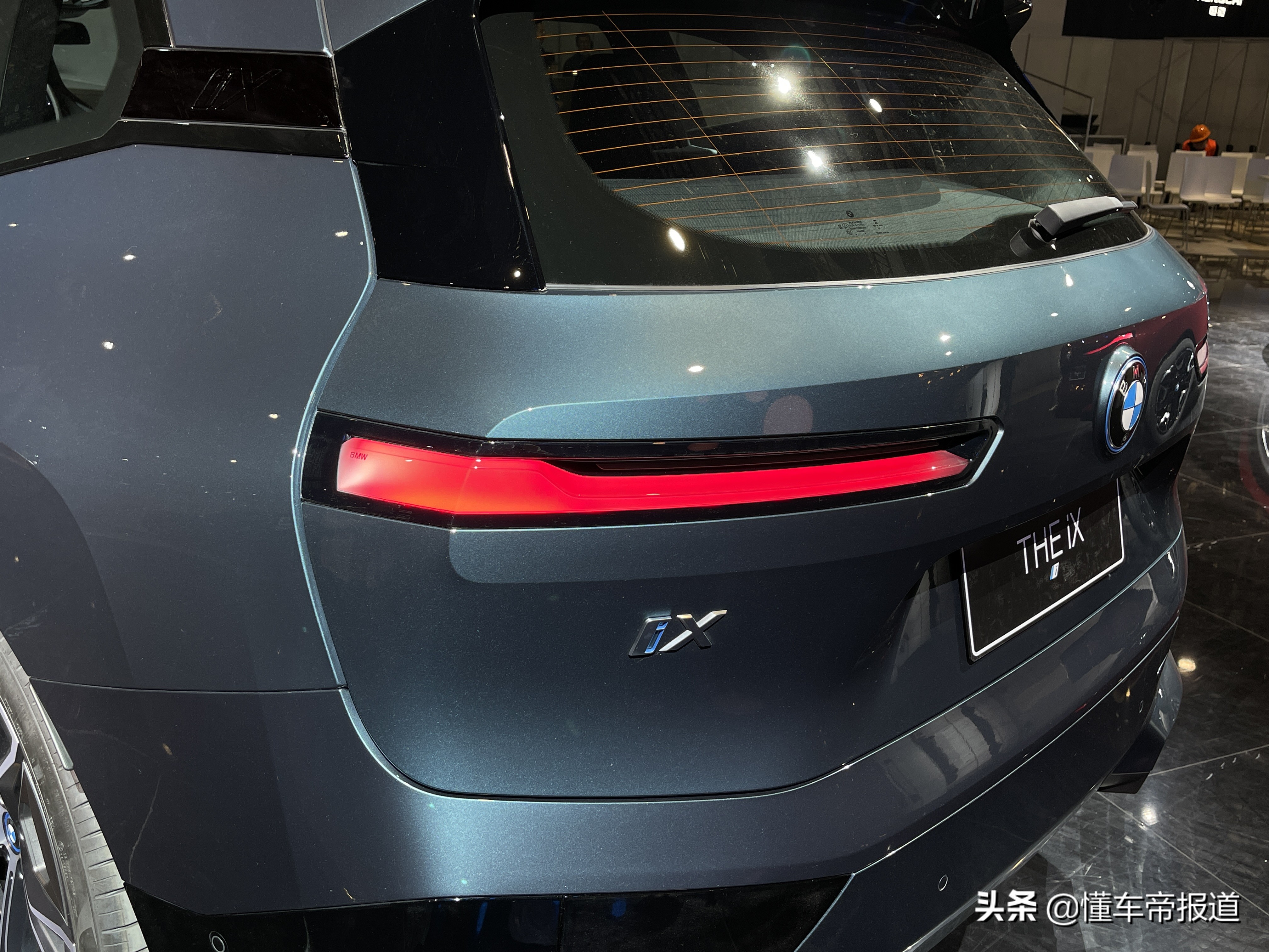 新车｜开启电动新篇章 实拍解析宝马iX
