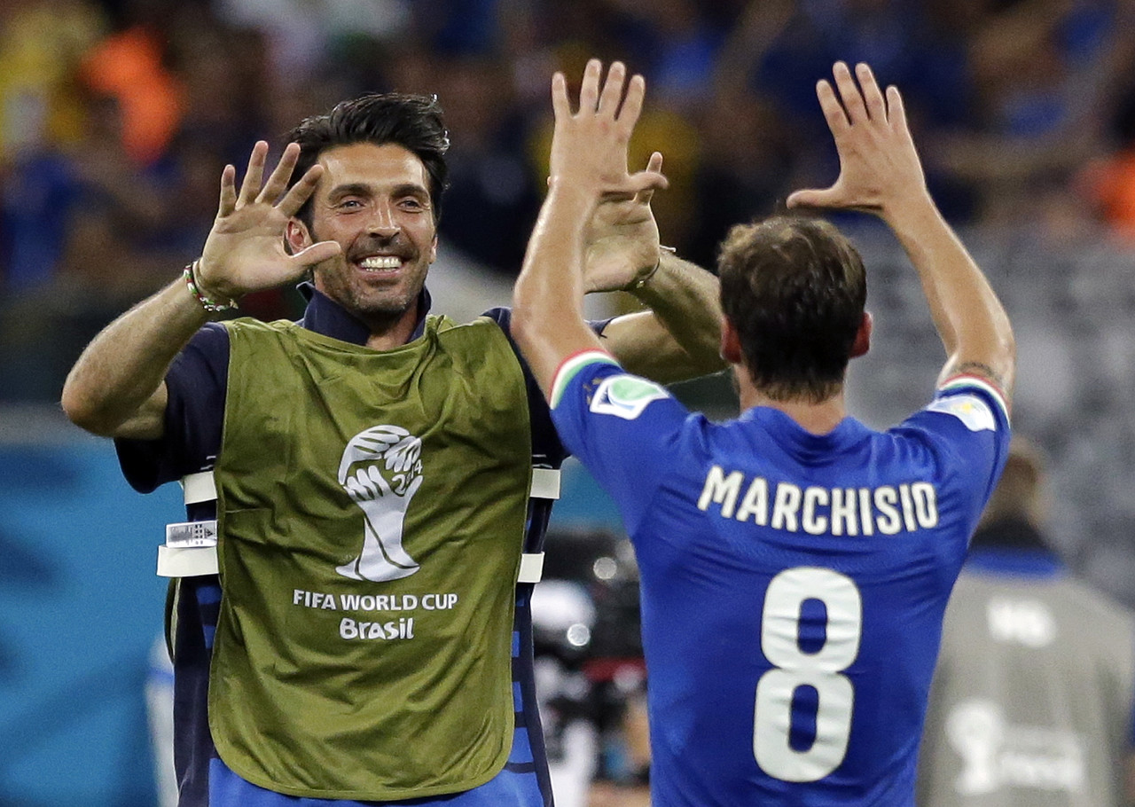 世界杯百大传奇系列（盘点21世纪国家队10大百场传奇：西班牙包揽前四C罗排第9）