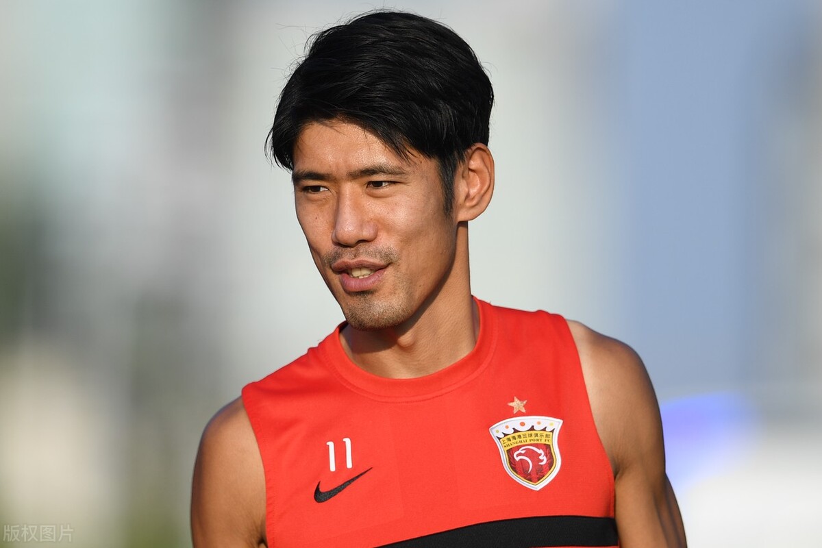 吕文君进过国足吗(13场6球仍无缘国足!