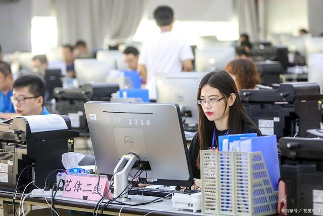 来啦！高考录取查询时间来了，家长：就等这一天了