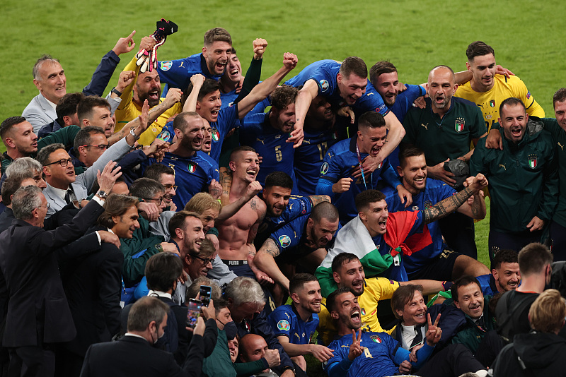 北京时间2021年7月12日凌晨3点,欧洲杯决赛在伦敦温布利球场展开角逐