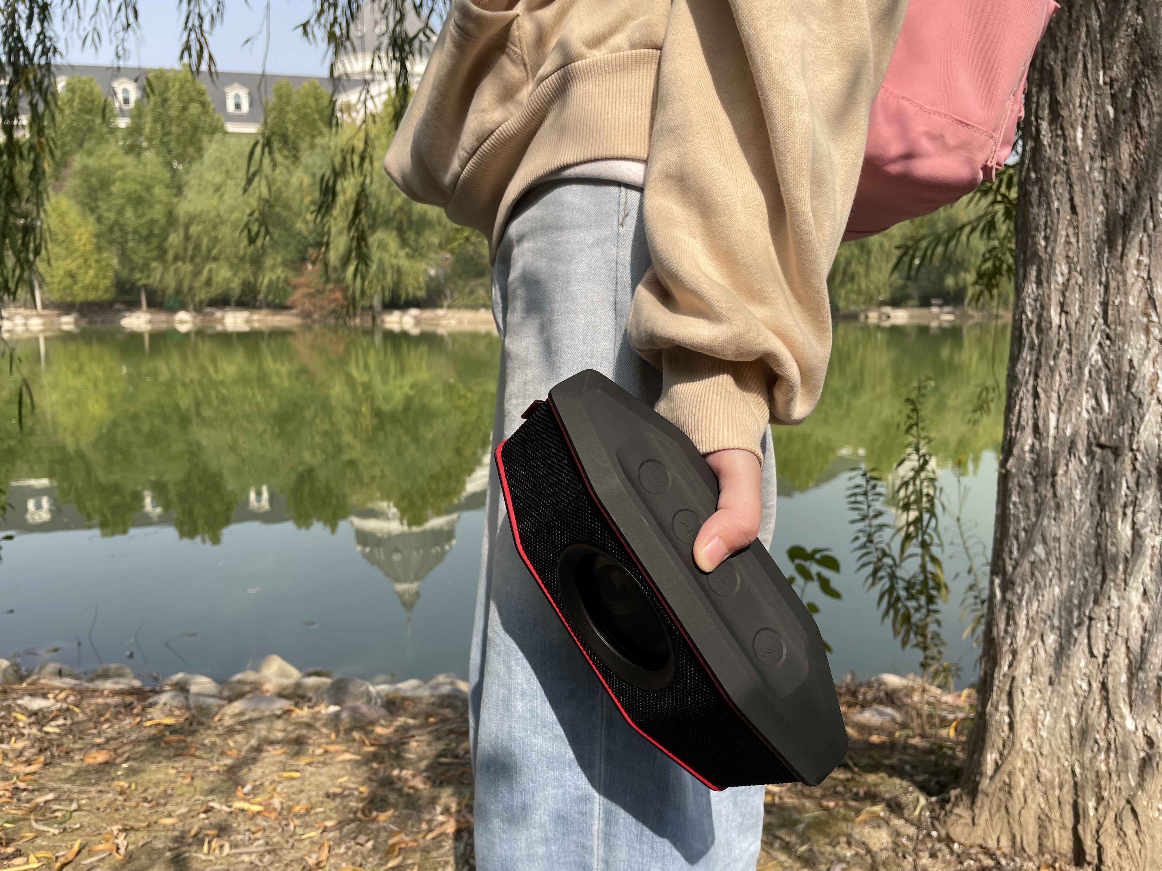 德国连续18年销量第一的音频品牌德斐尔蓝牙音响RocksterGo体验