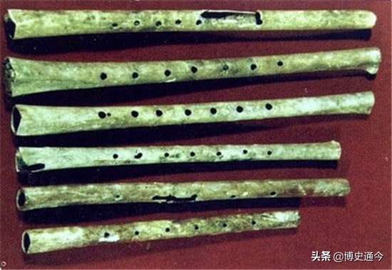 河南出土9000年前骨头，一雌一雄，专家：中国又创造一个世界第一