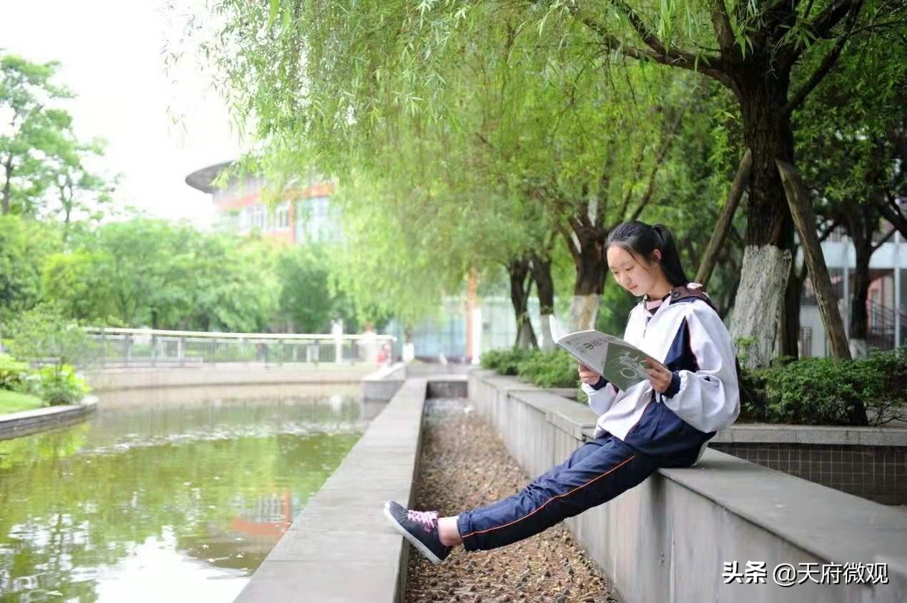 办特色学校·创卓越高中，来看新都香城中学的十年树木和芝兰玉树