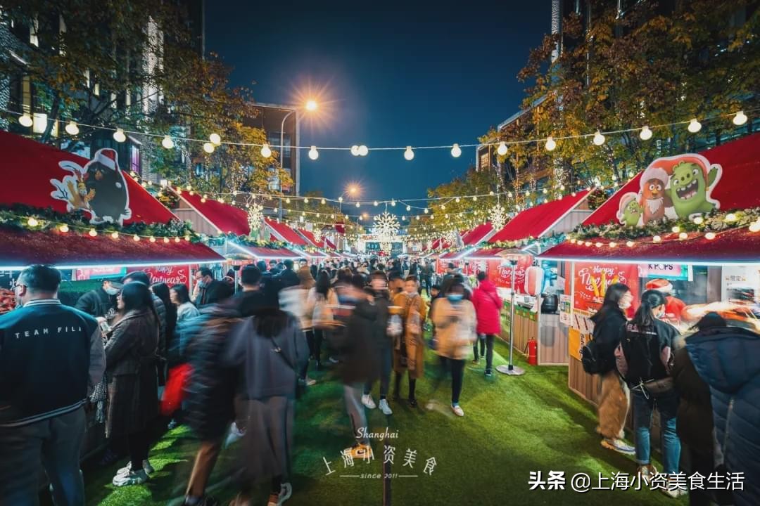 逛圣诞集市(欧洲圣诞集市闪现外滩，不排队打卡100 网红美食)