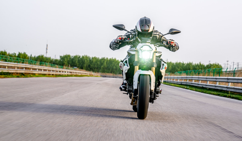 黄龙600多少钱能买到贝纳利发布2