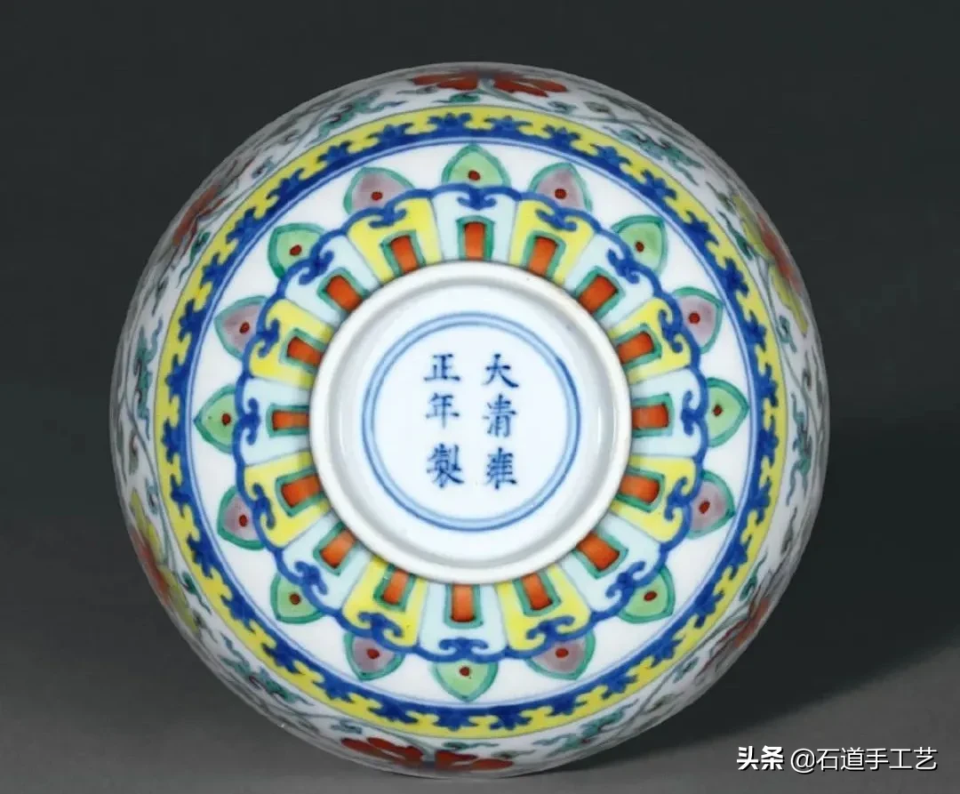 北京诚轩春拍:一波精品明清瓷器成交价来了