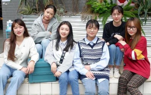 四川大学同寝室6名女生，集体保研成功，网友称赞实力与颜值并存