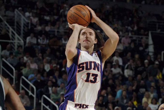 nba有哪些勵志的事（小人物的逆襲！盤點NBA最勵志的十大球星：一步一個腳印）