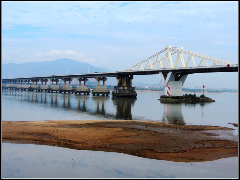 4 ↓ 金山寺不远处的洪塘大桥no.3 ↓no.2 ↓ 金山寺侧面观no.