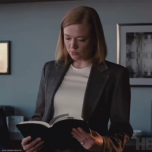 《继承之战》第三季终于来了！长女在戏外悄悄结婚，装饰了《Vogue》的封面。