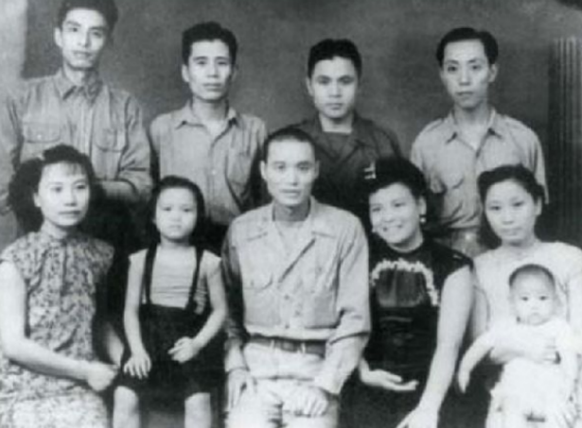 1960年军统“头号杀手”出狱，却得知妻子早已改嫁，他如何处理？