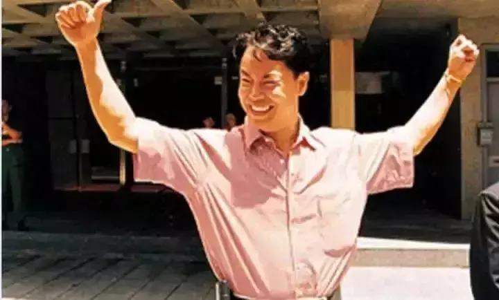 李嘉诚:一个坐拥2400亿的可怜人!