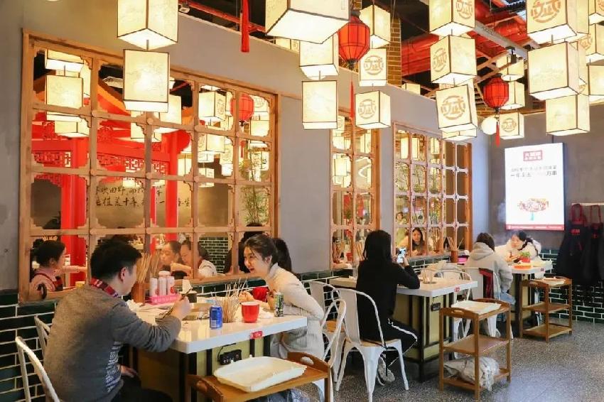 继文和友、茶颜悦色后，谁是长沙餐饮的第三大名片？