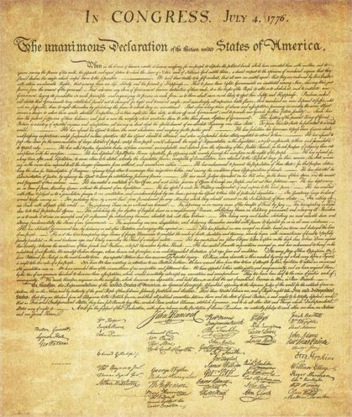 从1776年大陆会议发表《独立宣言》开始,美国最初的国家形态就被定义