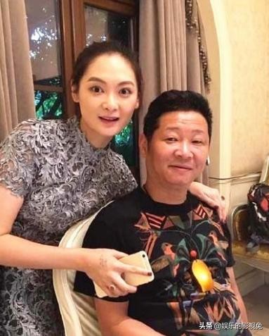 不当演员去养鸡,"三德子"赵亮为何爱上了养鸡行业?