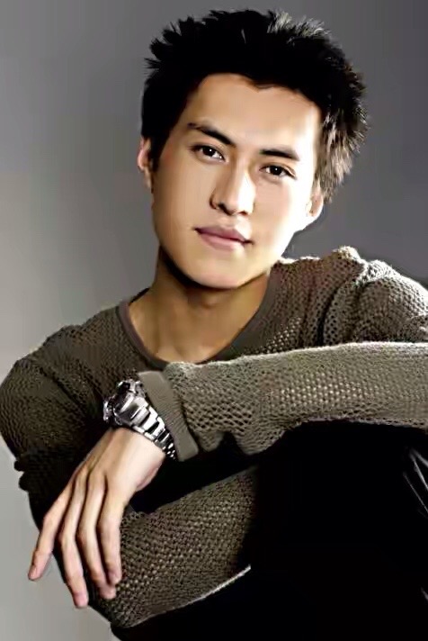 靳东个人资料 靳东4岁儿子照片-沈阳老侃