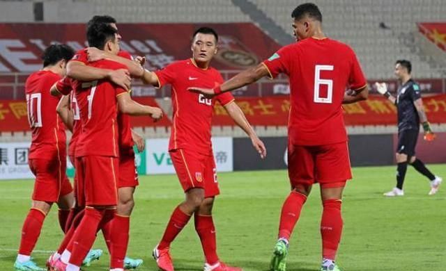 中国世界杯预赛概率（外媒嘲讽国足，晋级卡塔尔世界杯的概率只有3.68%，排名倒数第二）