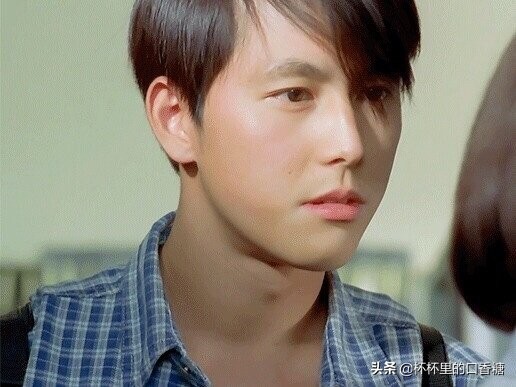 韩剧年轻帅照！李政宰郑雨盛是神级，元斌难忘，20多岁玄彬好青涩