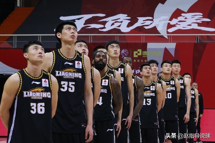 为什么cba空位3分都不进(业余失误 大空位三分不进！球迷：从没见过辽篮有这么差的后卫)