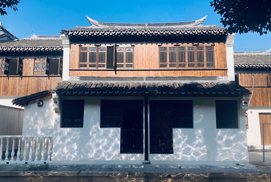 上海最美10大古镇，寻觅繁华都市身后的古朴风光