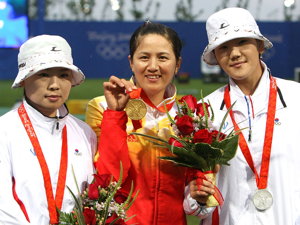 很多观众怀念起了在北京奥运会上一连击败三名韩国选手的中国女子射箭