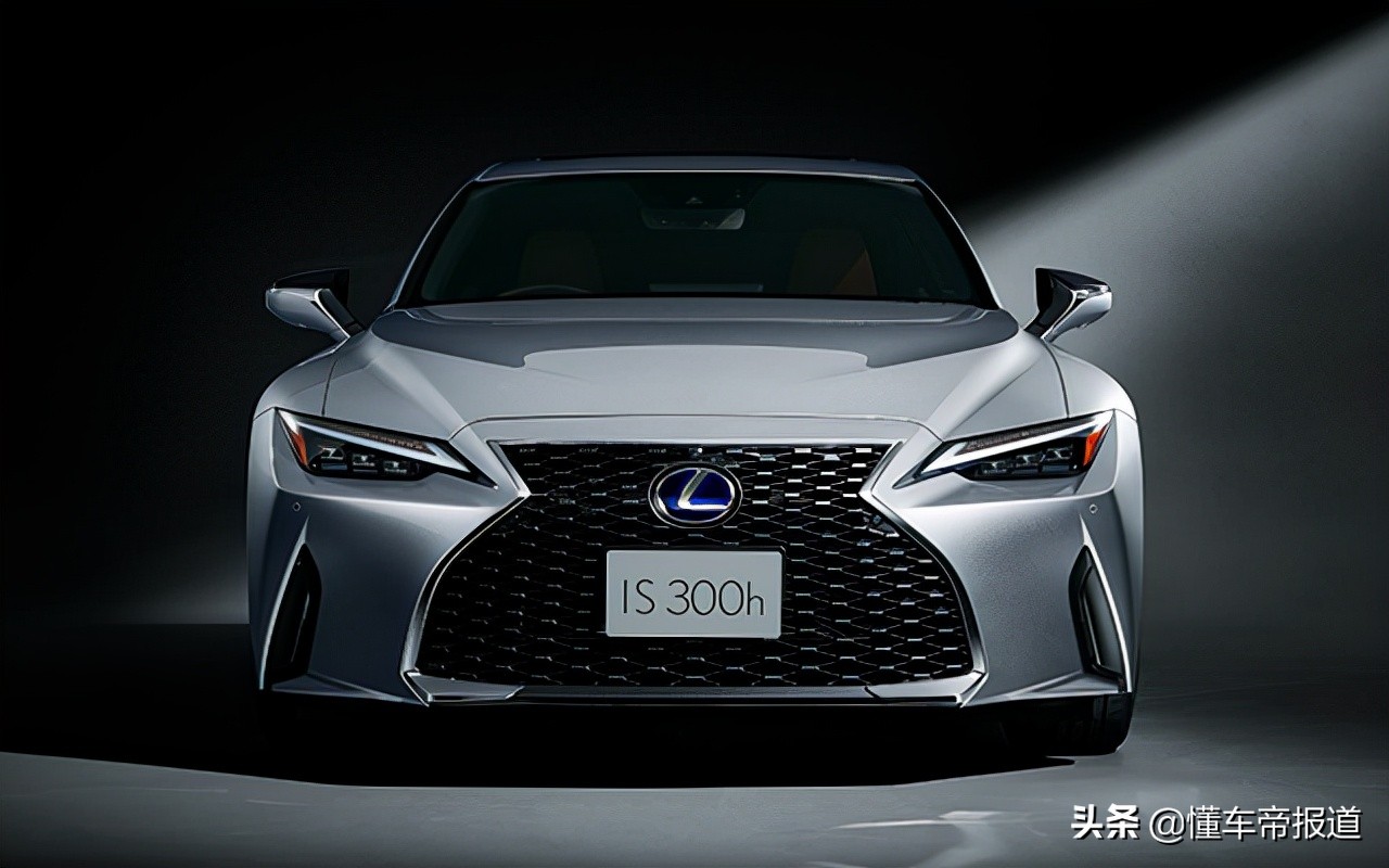 新车 </p><p>　　 外观更运动，约28万起售，对标宝马3系！新款雷克萨斯IS官图