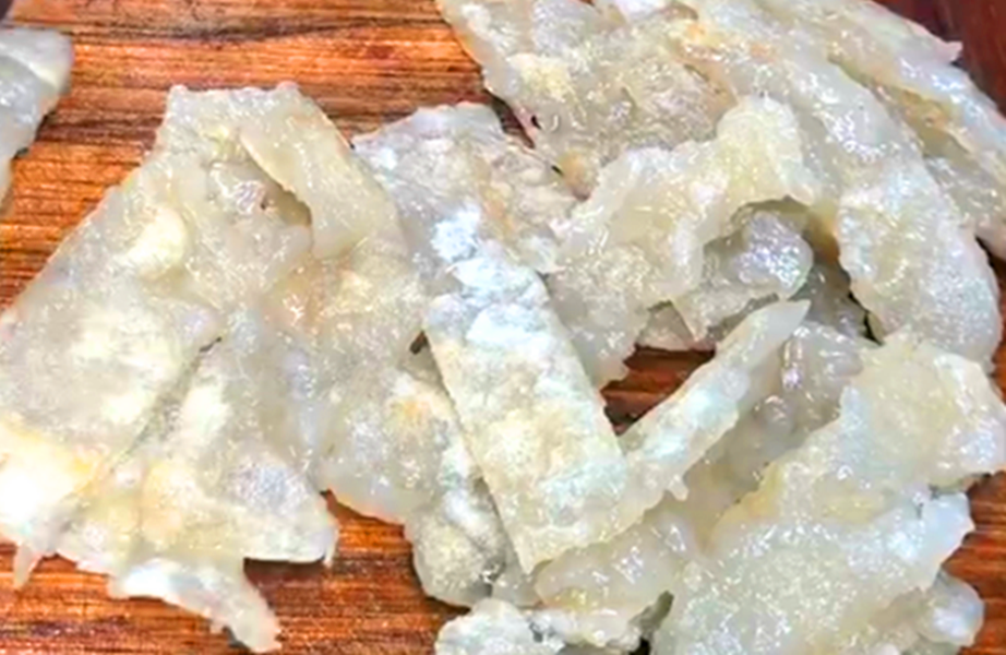 秋天，吃山药吃红薯，不如吃焖子，钙是鸡蛋的6倍，常吃对脾胃好
