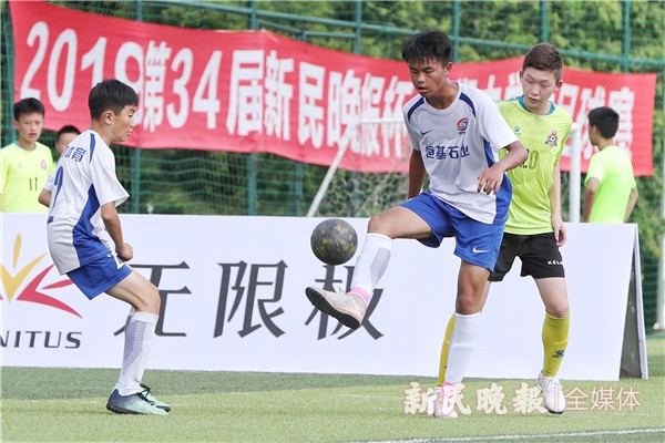 上海申办世界杯是多少年(“我们的世界杯”回来了！“上港—上汽”杯新民晚报中学生足球赛点燃假日激情)