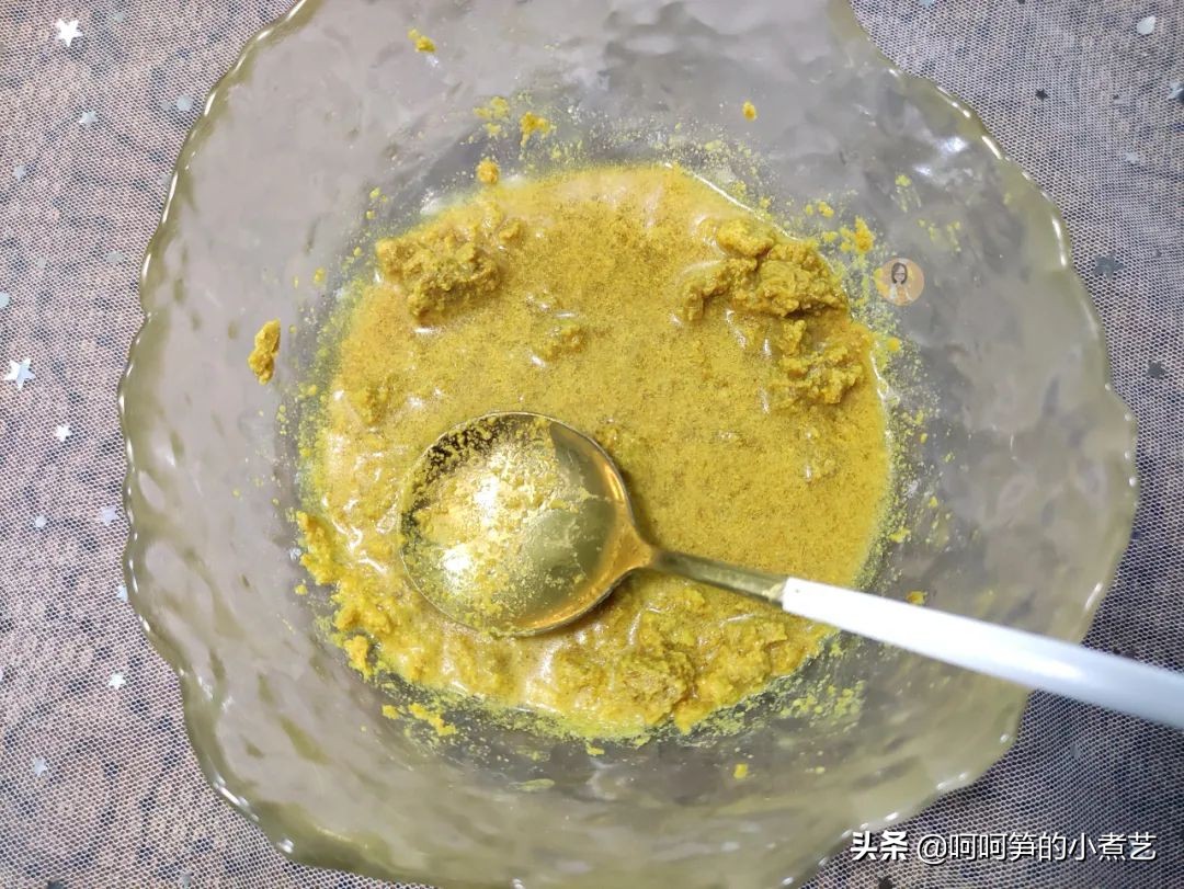 只要电饭煲就能做的咖喱饭，简单又好吃，快手还美味，适合新手党